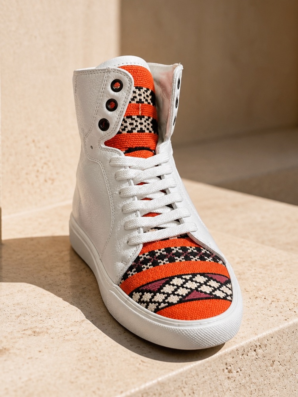 NWOB Cobra Society Men’s White Leather High Top Sneakers Orange Black - Size 11